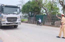 Hà Nội: Mạnh tay xử lý xe chở quá tải, không che chắn gây mất an toàn giao thông