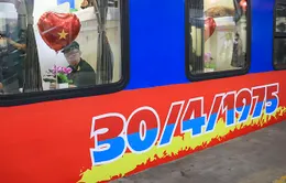 Đoàn tàu Thống Nhất khởi hành từ 2 đầu đất nước gặp nhau tại Đà Nẵng vào trưa 30/4
