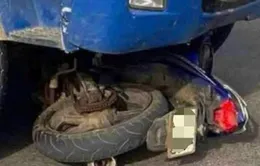 Va chạm giữa ô tô và xe máy ở Quảng Trị, 2 người thương vong
