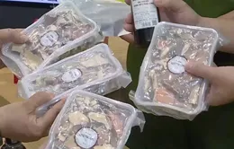 Chiêu trò bán thuốc nam giả: Hàng giả cảnh báo... hàng thật
