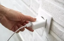 4 thiết bị nên rút phích cắm khi vắng nhà mùa hè để tiết kiệm điện