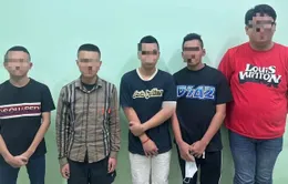 Hàng chục thanh thiếu niên tụ tập đánh nhau, gây náo loạn phố ở Bình Dương