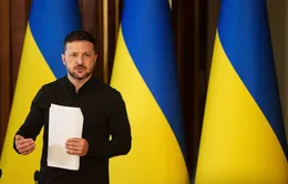 Tổng thống Zelensky tuyên bố "chỉ đàm phán trực tiếp" với ông Putin