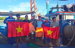 Khắc phục sự cố cho tàu cá tỉnh Ninh Thuận tại Trường Sa