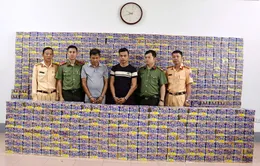 Nghệ An: Bắt giữ 2 đối tượng dùng ô tô vận chuyển 1,5 tấn pháo nổ trái phép