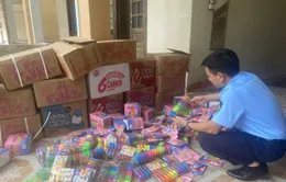 Phát hiện 9.000 sản phẩm kẹo dẻo, nước xịt miệng không rõ nguồn gốc