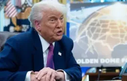 Ông Trump đề xuất áp thuế 50% với EU, 25% với Apple