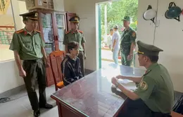 Bắt giữ đối tượng bị truy nã trở về từ Campuchia