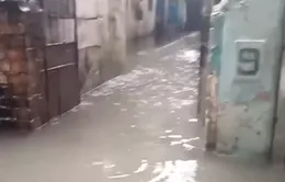 Khu dân cư giữa trung tâm Thủ đô "cứ mưa là ngập"