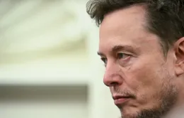 Elon Musk tuyên bố trở lại làm việc “24/7” sau sự cố gián đoạn của mạng X