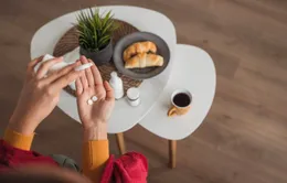 Những loại thuốc "kị" uống chung với cà phê