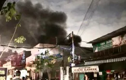 Cháy nhà trong hẻm ở TP Hồ Chí Minh, nhiều tài sản bị thiêu rụi