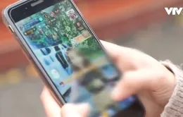 Livestream khoe thân, cô gái bị quay lén tống tiền