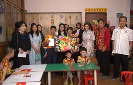 Phu nhân Thủ tướng Phạm Minh Chính thăm Trung tâm bảo trợ trẻ em ở Malaysia