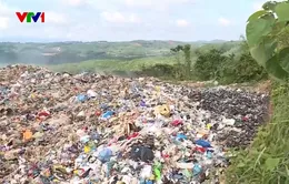 Bãi rác quá tải, người dân Đắk Nông khốn đốn vì ô nhiễm kéo dài