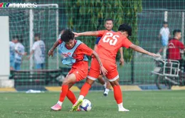 Tài năng trẻ Việt kiều nỗ lực tập luyện cùng U22 Việt Nam