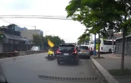 Mở cửa ô tô gây tai nạn còn đòi bồi thường 3 triệu, tài xế bị phạt hơn 20 triệu đồng