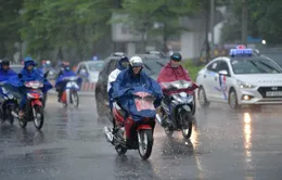 Bắc Bộ và Trung Bộ mưa dông rải rác, có nơi trên 70 mm
