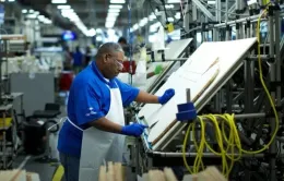OECD hạ triển vọng toàn cầu vì chiến tranh thương mại