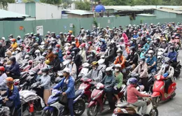 TP Hồ Chí Minh: Cấm xe máy vào đường dẫn cao tốc, nút giao An Phú kẹt cứng