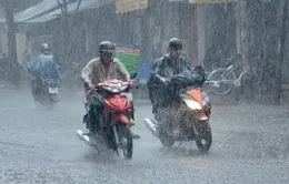 Thời tiết đêm 10/6: Hà Nội khả năng xảy ra lốc, sét và gió giật mạnh
