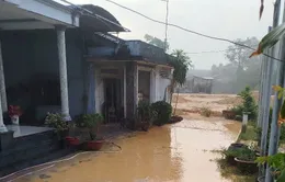 Ngập nặng sau mưa lớn gần cao tốc Biên Hòa – Vũng Tàu