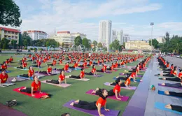 Hàng nghìn hội viên chào mừng Ngày Quốc tế Yoga 2025 tại Thái Nguyên