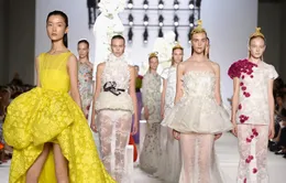Đẳng cấp BST Giambattista Valli 2014