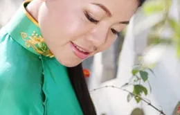 Ca sĩ Anh Thơ lo lắng khi song ca cùng Chế Linh