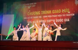 Hàng trăm sinh viên Học viện Hành chính cùng gửi thông điệp hướng về Biển Đông