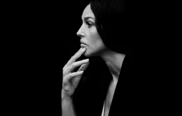 Monica Bellucci: Vẻ đẹp chỉ gây tò mò trong 5 phút