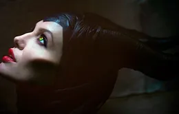 Pax Thiên sợ phát khóc khi thấy Angelina Jolie