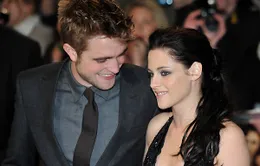 Robert Pattinson sống ở nhà của Kristen Stewart