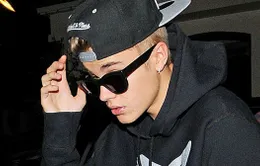 Justin Bieber lại gặp vấn đề với hàng xóm