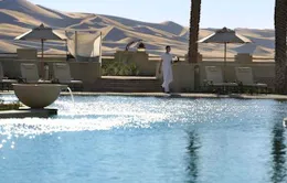 Qasr Al Sarab - khách sạn sang trọng nhất thế giới