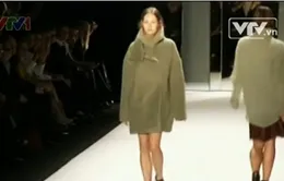 BST của NTK Dorothee Schumacher thân thiện với môi trường