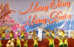 Hơn 100 nghệ sĩ chèo biểu diễn dịp Tết Giáp Ngọ 2014