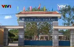 Rùng mình nhiều nữ sinh bị rạch từ sau lưng