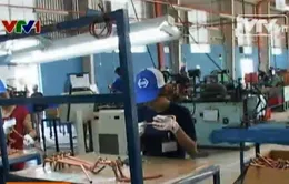 FDI cân nhắc vào Campuchia, Lào: Báo động cho Việt Nam