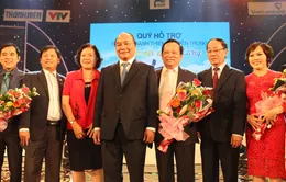 Giao lưu nghệ thuật “Cùng Miền Trung vượt lên bão lũ”
