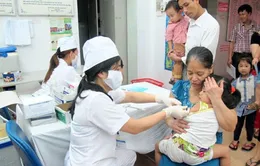 Không nên cấp tập tiêm 2 mũi phòng sởi