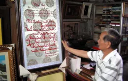 Nghệ nhân thêu bài thơ Bác Hồ nhận kỷ lục Việt Nam