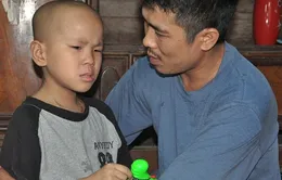 Bị u tiểu não, tính mạng bé 8 tuổi vô cùng nguy kịch