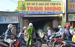 TP HCM: Cháy tiệm massage, 4 nhân viên "đu dây" thoát nạn