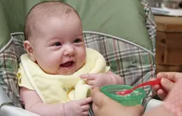 Mẹ nên làm gì khi trẻ mắc rối loạn tiêu hóa?