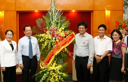 Đồng chí Lê Thanh Hải thăm và chúc mừng VTV nhân ngày Báo chí Cách mạng Việt Nam