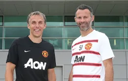 Ryan Giggs và Phil Neville làm phó tướng cho David Moyes