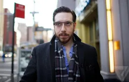 Ông chủ Facebook nóng lòng đợi Google Glass