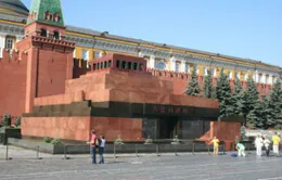 Lăng Lenin mở cửa đón du khách