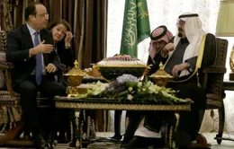 Tổng thống Pháp công du Saudi Arabia